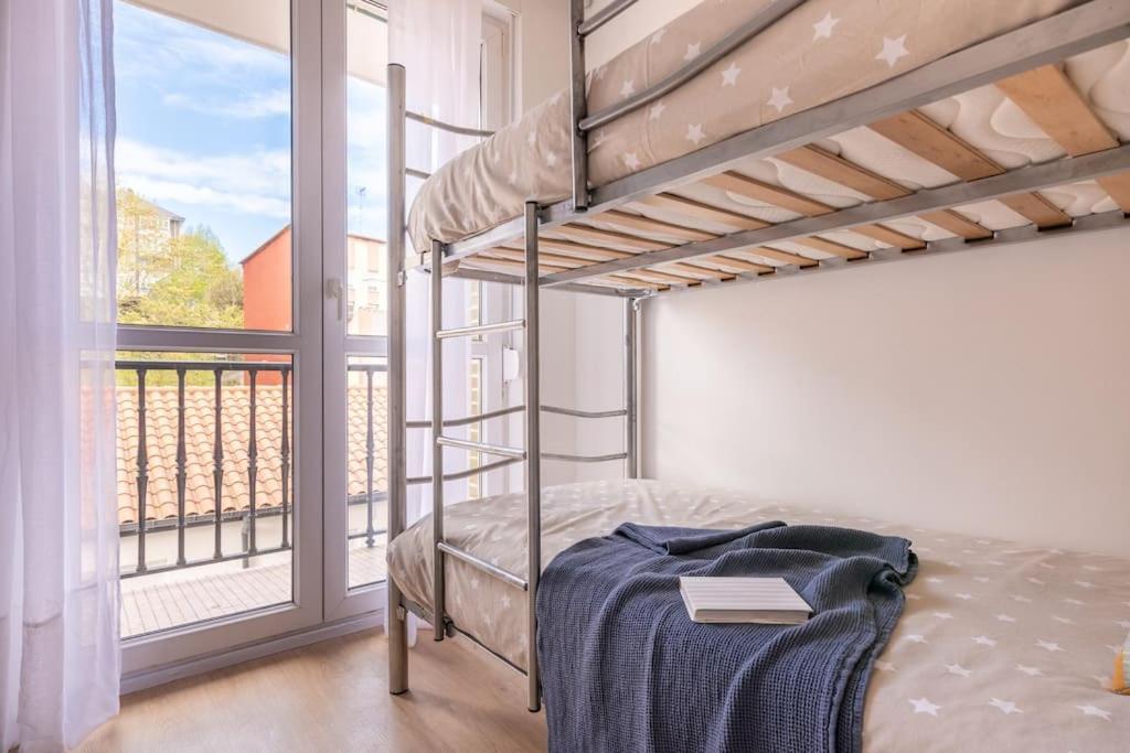 Centrico Y Comodo Apartamento Con Parking Privado Santander Exterior photo