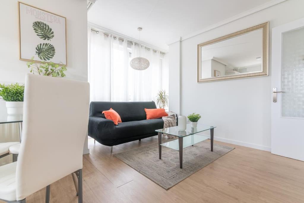 Centrico Y Comodo Apartamento Con Parking Privado Santander Exterior photo