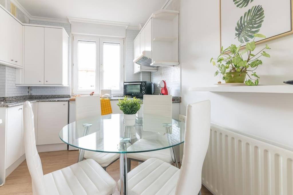 Centrico Y Comodo Apartamento Con Parking Privado Santander Exterior photo